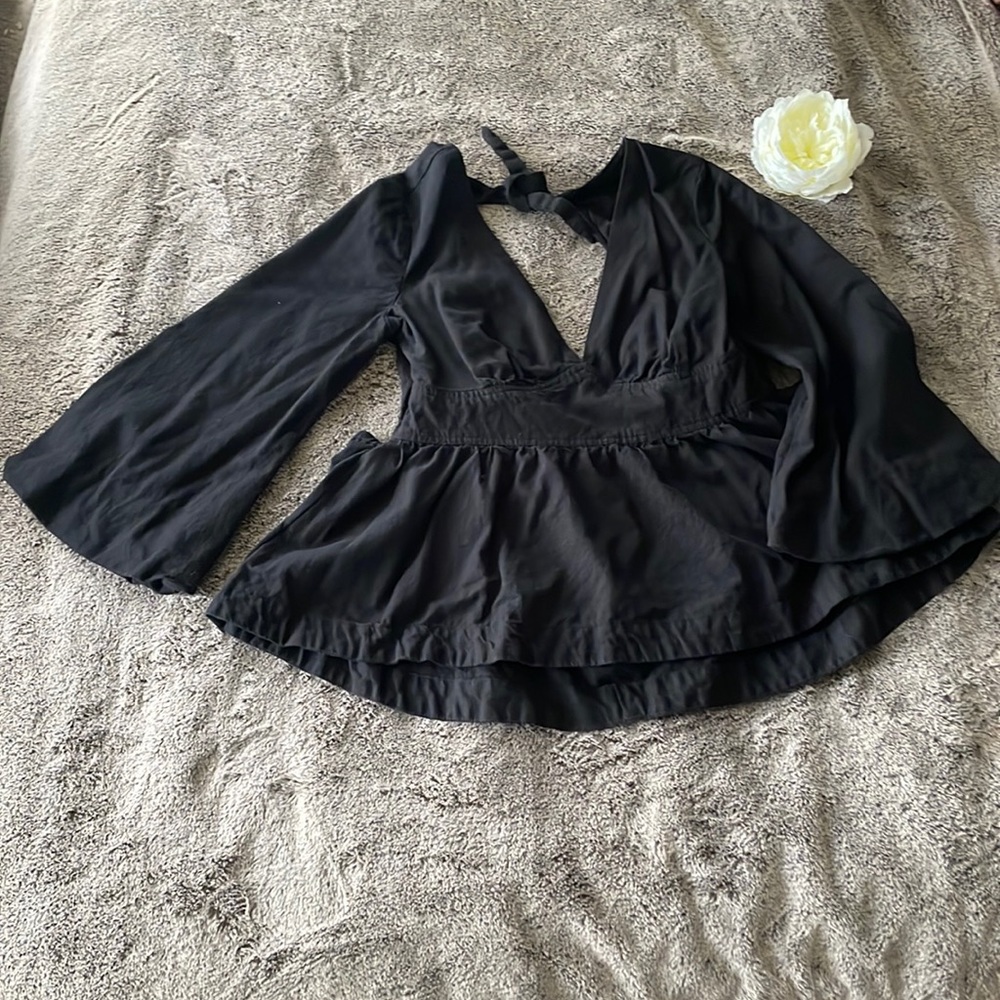 Free People 🖤 Black Cut Out 3/4 Sleeve Deep V Neck Top, Small
